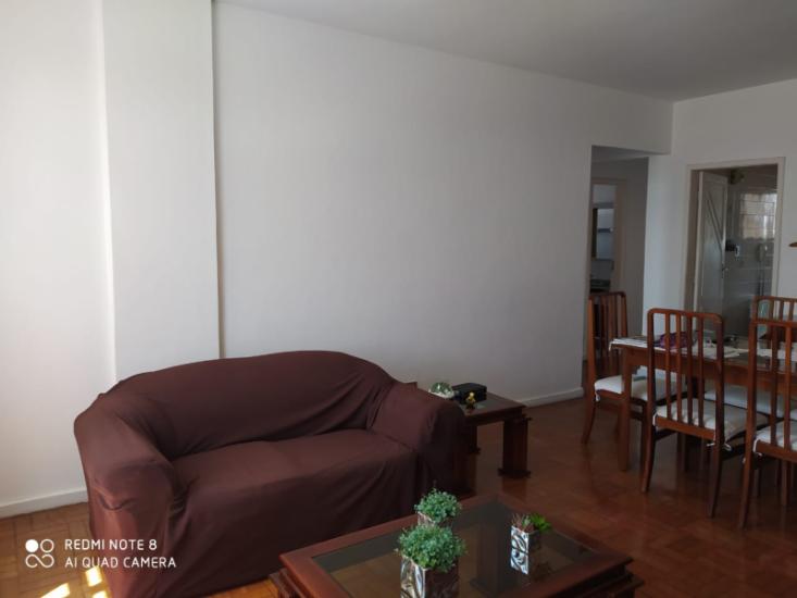Apartamento em Edifício Simone Beatriz